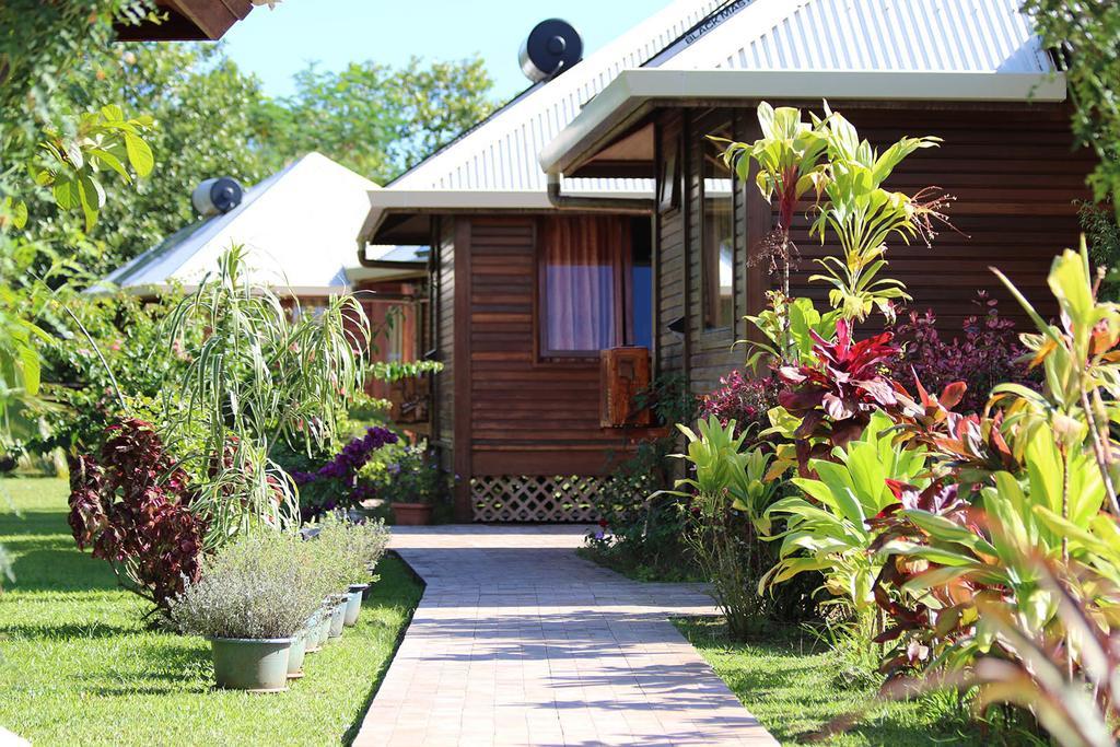 Fare Vai Nui Hotel Tevaitoa Exterior photo